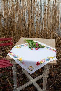 PN-0183789 Набір для вишивання хрестиком (серветка) Vervaco Colourful flowers 80х80 1070652 фото