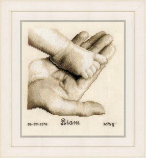 PN-0156487 Набір для вишивки хрестом Vervaco Baby foot on hand "Дитяча ніжка на руці" 1064410 фото