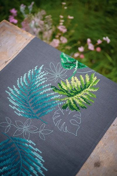 PN-0187170 Набір для вишивання хрестом (доріжка на стіл) Vervaco Botanical leaves "Ботанічні листки" 1073748 фото