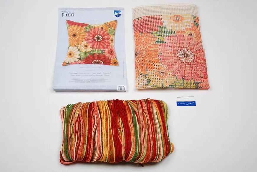 PN-0008796 Набір для вишивання хрестом (подушка) Vervaco Summer Flowers "Літні квіти" 1071886 фото