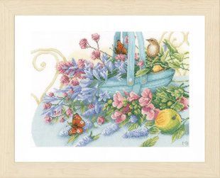 PN-0151015 Набір для вишивки хрестом LanArte Bouquet with peacock butterfly "Букет з метеликом" 1066531 фото