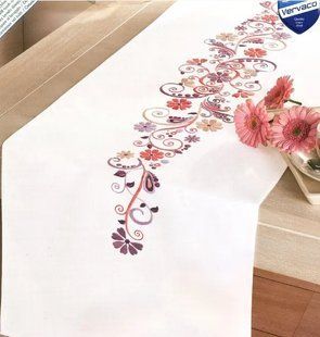 PN-0012996 Набір для вишивання гладдю (доріжка на стіл) Vervaco Swirls & Flowers "Рожево-фіолетова фантазія" 1060318 фото