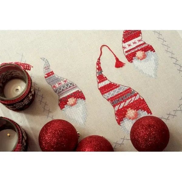 PN-0155966 Набір для вишивання хрестом (доріжка на стіл) Vervaco Christmas gnomes "Різдвяні гноми" 1060404 фото