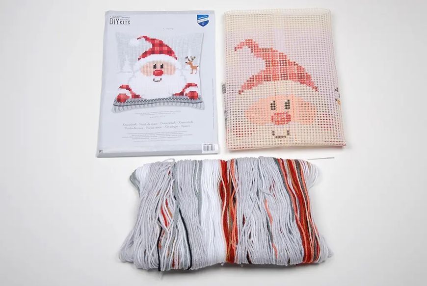 PN-0148061 Набір для вишивання хрестом (подушка) Vervaco Santa in a plaid hat "Санта в картатій шапці" 1068189 фото
